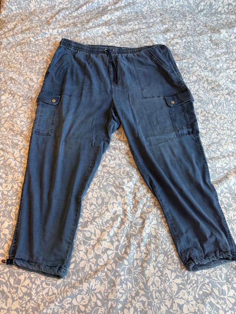 Time and Tru Women's Soft Denim Cargo Joggers